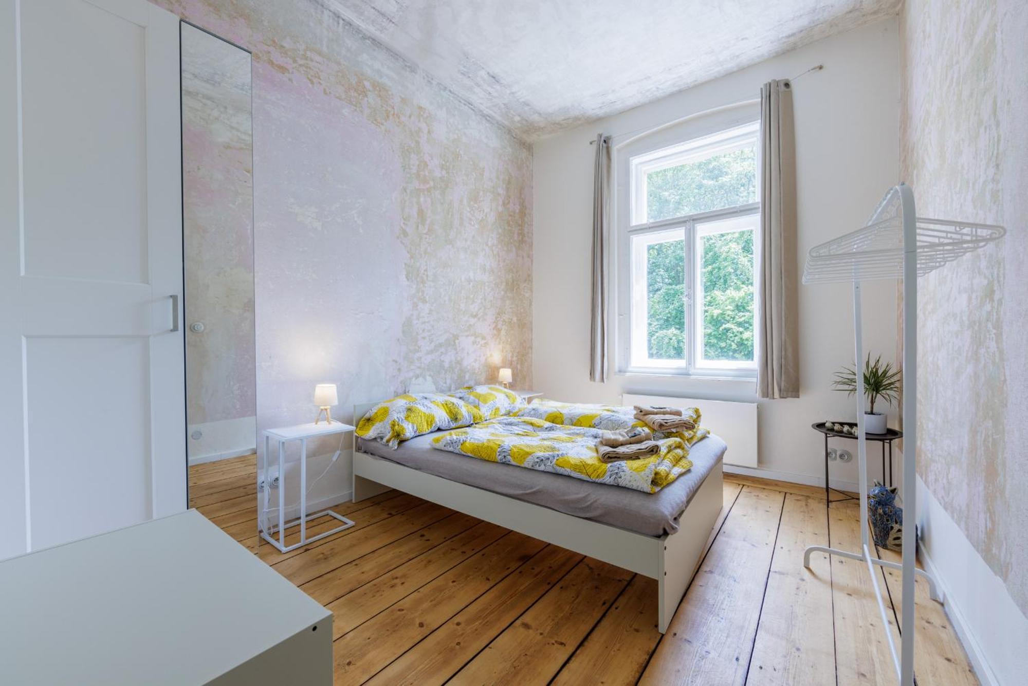 Design Apartment In The Heart Of Карлові Вари Екстер'єр фото